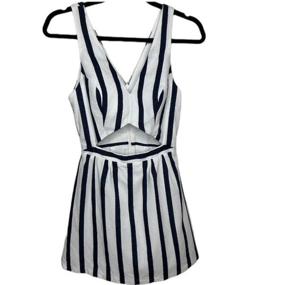 Topshop Navy and White Stripe Triangle Waist Cutout VNeck Nautical Mini Dress 4 - Picture 1 of 14